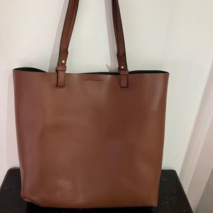 Fossil Rachel vegan leather tote,double handles, attached zip pouch,EUC